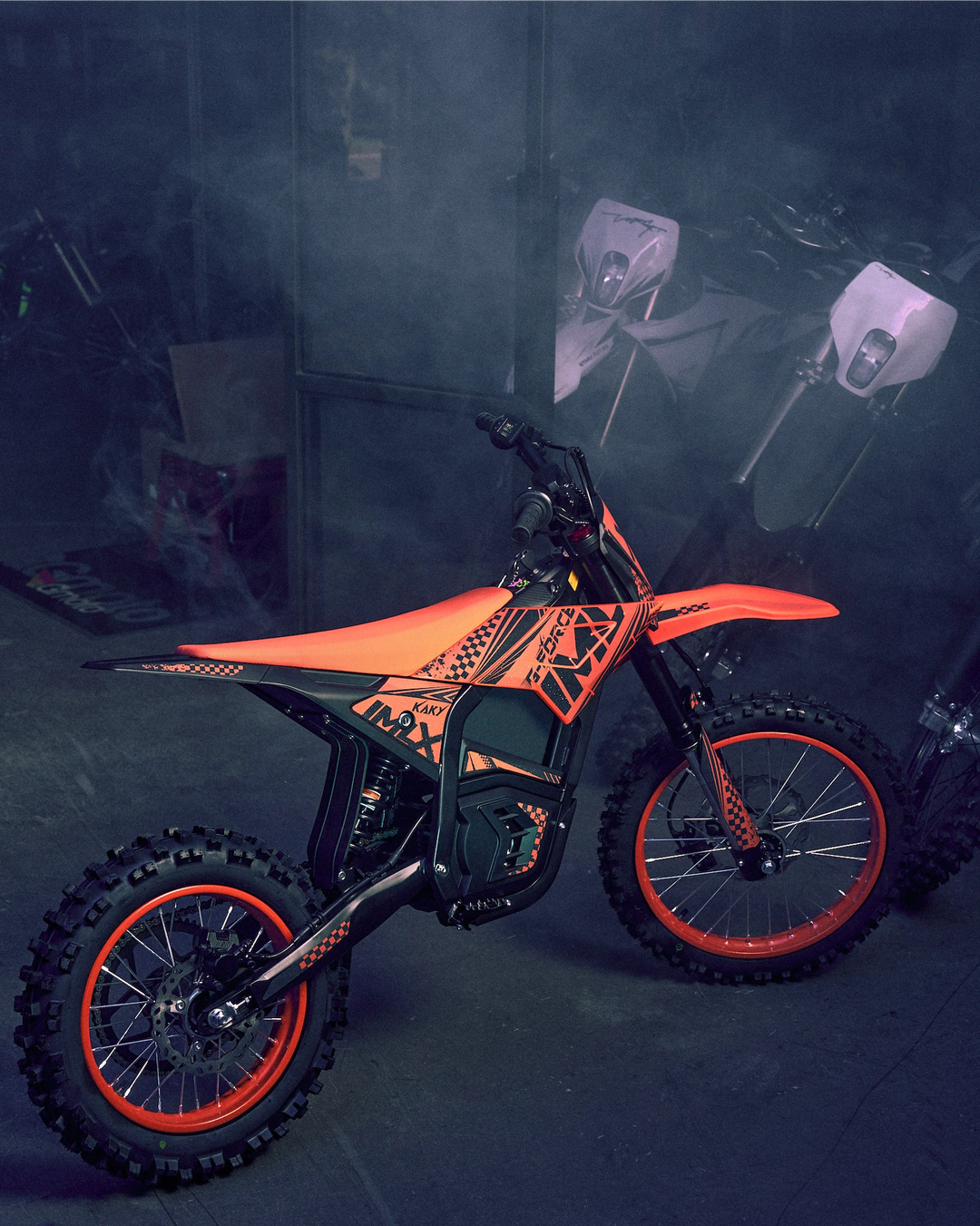 IAMelectric G-FORCE 17/14 kroso dviratis – Two Wheels Empire